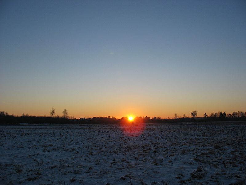 Päikesetõus külmal kolmapäeva hommikul