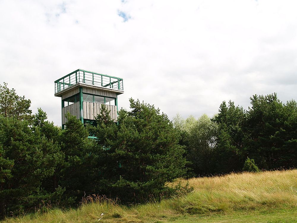 Kabli linnuvaatlustorn püstitati 1997. aastal