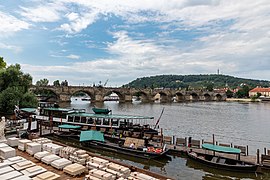 Prag, Karlsbrücke -- 2019 -- 6536.jpg