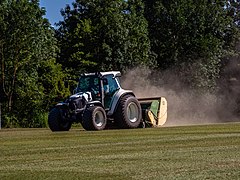 Zapfendorf Traktor Lindner Lintrac 90 6201262.jpg