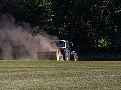 Zapfendorf Traktor Lindner 6201264.jpg