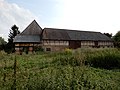 Alter Topf 13 (Radisleben) Rückansicht Scheunen.jpg