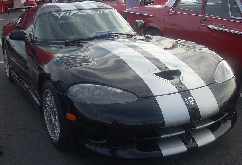 File:'00 Dodge Viper GTS (Orange Julep '10).jpg